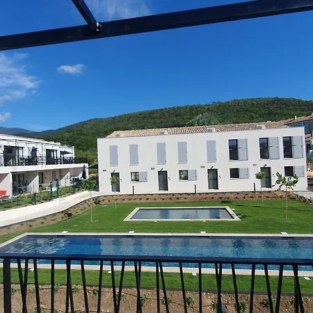 Apartment Les Papillons Du Ventoux - Le Myrtil- Eenslaapkamerappartement Met Terras En Tuin